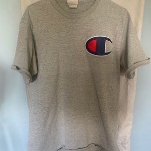 oversized CHAMPION tee